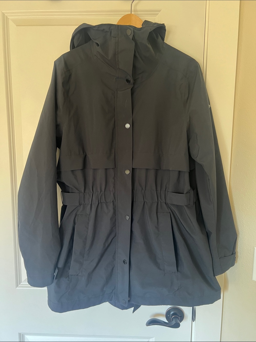 Columbia women rain long jacket size L